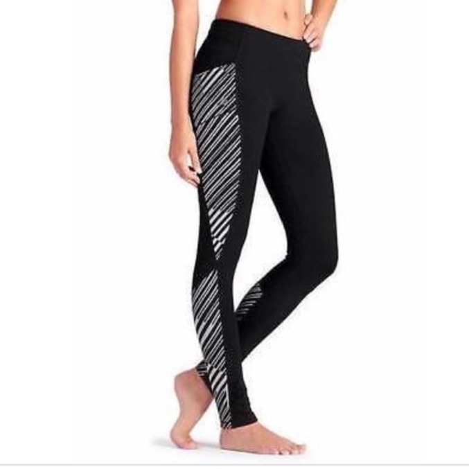 Athleta Sting Be Free Tight